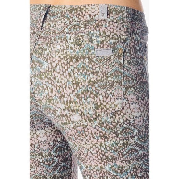 7 For All Mankind Beige Pink Green Snake Print Low-Rise Tapered Ankle Jeans, 29 - Picture 4 of 16